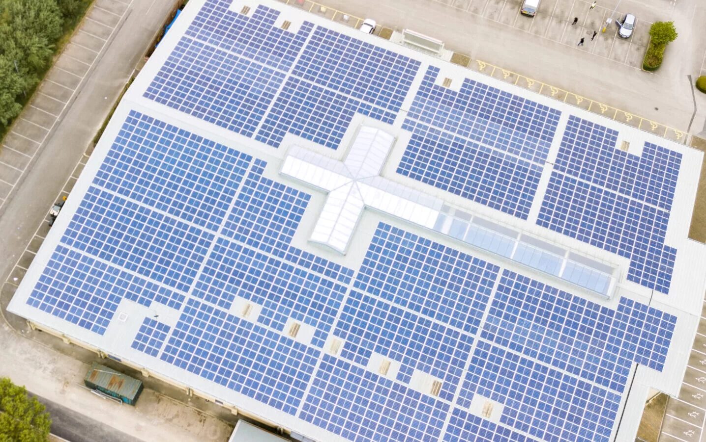 SOLARFIELD commercial solar installation — Gym, Lancaster