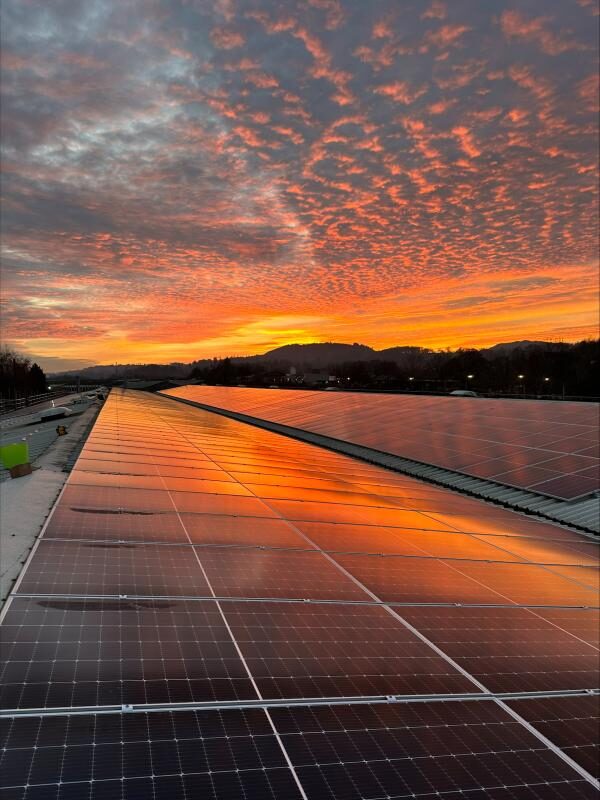 SOLARFIELD commercial solar installation